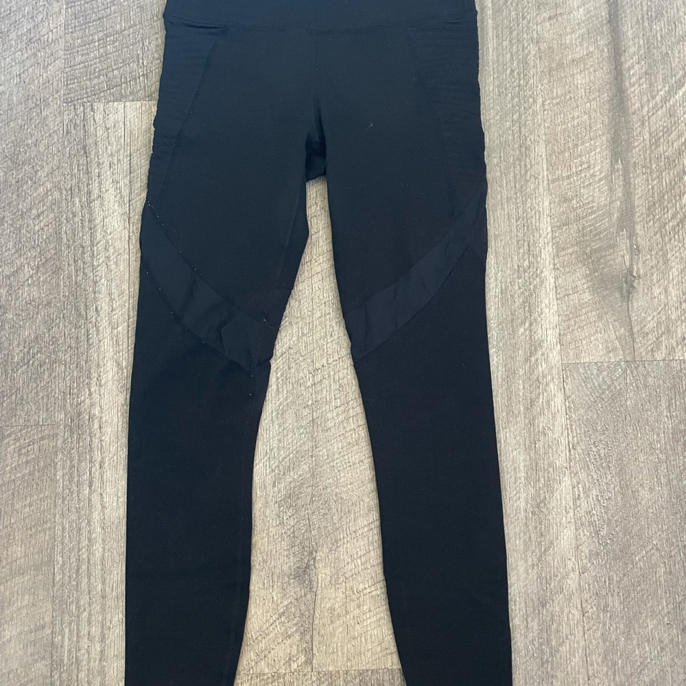 Fabletics Mesh Panel Powerhold Legging